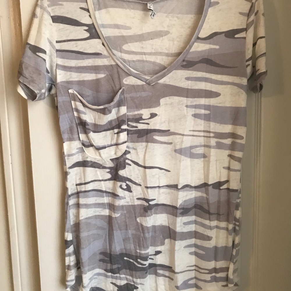 Grey camo women’s vneck